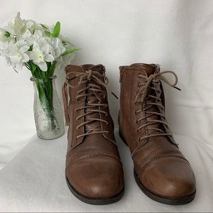 Steve Madden Women’s Distressed Brown Boots Sz 8.5